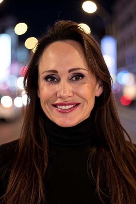 Photo of Eva Cordero